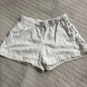 Cat & Jack White Eyelet drawstring pull on Shorts size large 10/12